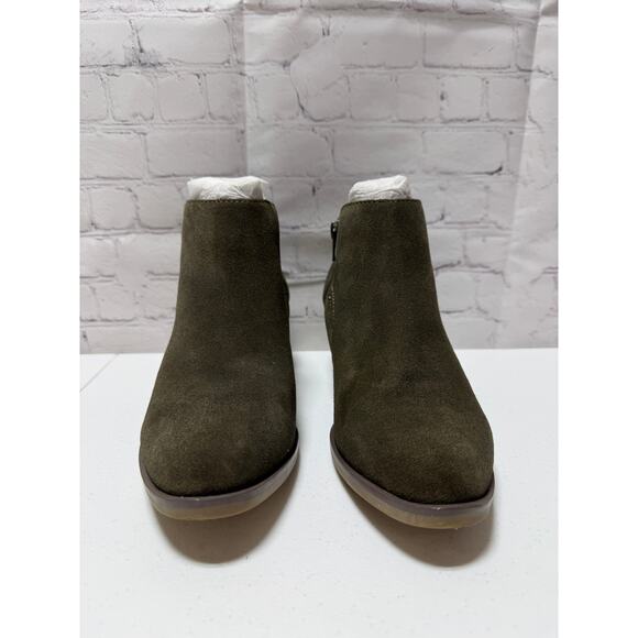 White Mountain Women’s Suede Ankle Boots Size 8 New with Box - Picture 4 of 9